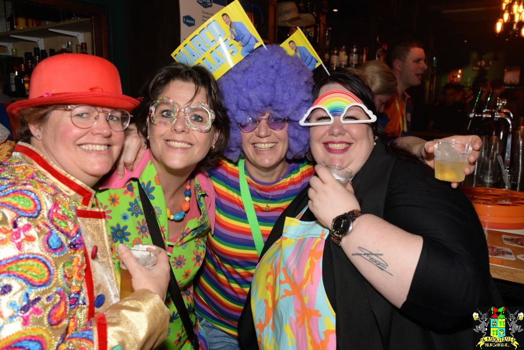 ../Images/Carnavals vrijdagavond in VdG 098.jpg